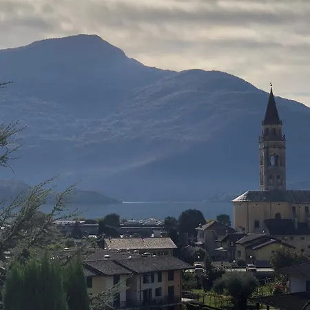 Eden Jacuzzi Pool Bed & Breakfast