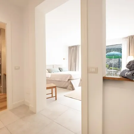 Bed & Breakfast Eden Jacuzzi Pool Domaso