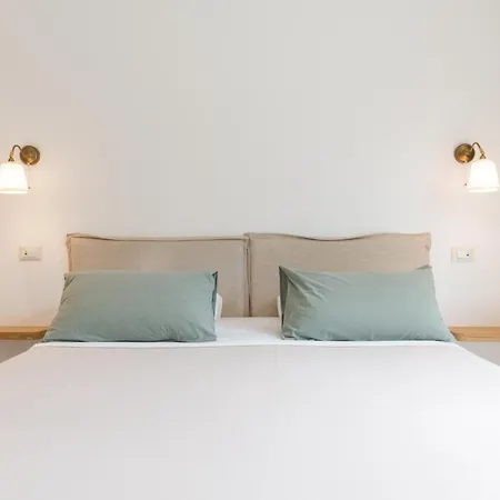 Eden Jacuzzi Pool Bed & Breakfast Domaso
