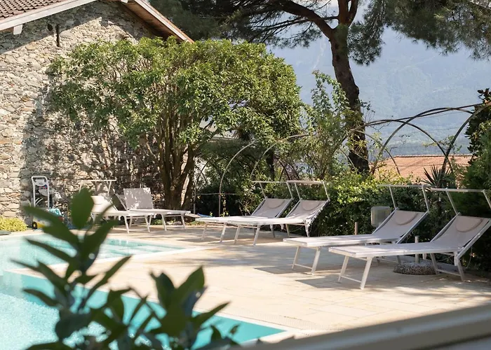 Bed & Breakfast Eden Jacuzzi Pool Domaso