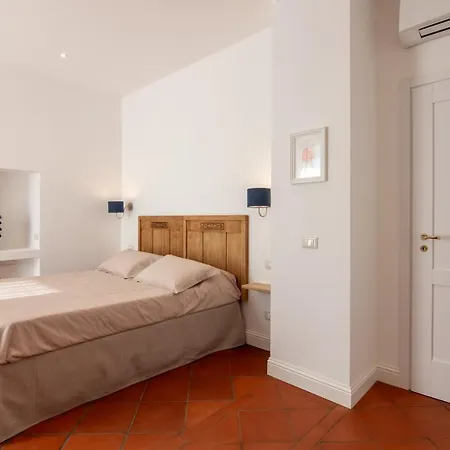 Bed & Breakfast Eden Jacuzzi Pool