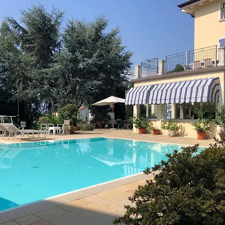 Eden Jacuzzi Pool 4*